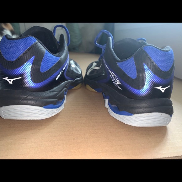 Men's Shoes - Picture 5 of 5